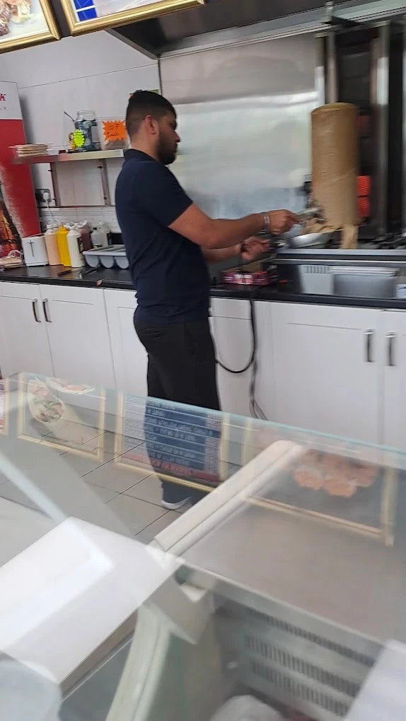 Binley Mega Chippy photo 5